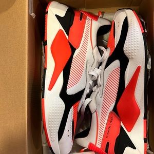 **🔥PRICE DROP🔥** Puma RS-X NWT
